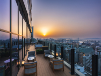 �e���X���E���W