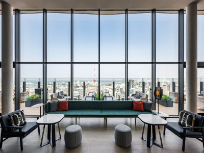 テラスラウンジ