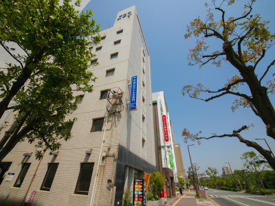 平和台ホテル大手門外観1