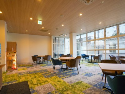 ＜宿泊者専用ラウンジ＞