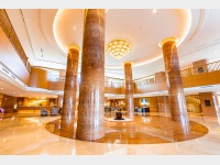 Grand Empire Hotel r[