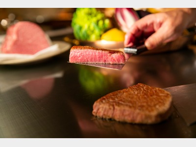 鉄板焼き　縁亭