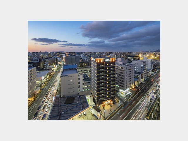 アパホテル＜博多東比恵駅前＞ 外観1