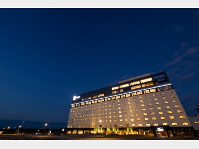 �s�����R�T�W�@�t�M�h�̊O��