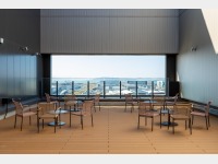 �o���R�j�[