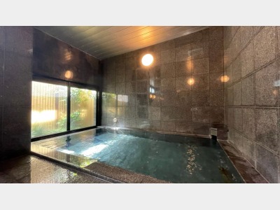 ラジウム人工温泉大浴場