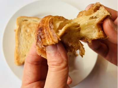 【A.O.Pバタークロワッサン】フランスの伝統的な製法でつくられたA.O.Pバターを使った贅沢なクロワッサン