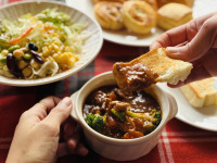 �y�ۂ��ۂ�����z���̑̉���1���グ��r�[�t�V�`���[�I�������̑z���ƐH�ނ���������R�g�R�g�ύ���ł܂�