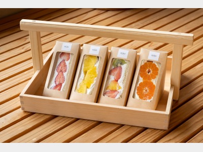 ローカルデリカテッセン季設では、フルーツサンドや日替わり弁当等種類豊富に取り揃えております。