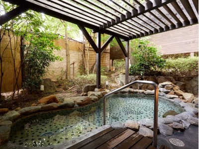 女性用露天風呂