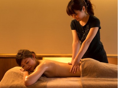 エステ施術風景