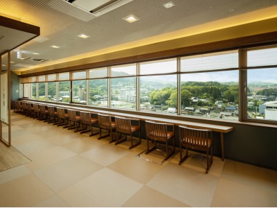 ＜湯上りラウンジ＞ 嬉野温泉が一望できるラウンジ
