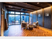 ����胉�E���W