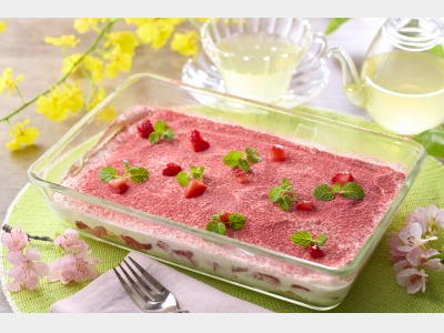 【3/1-6/30】26春シーズン_いちごのティラミス