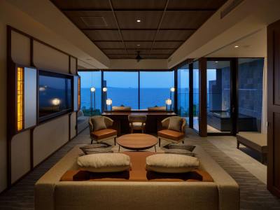 オーシャンビュー 露天パノラマデラックス【70平米】