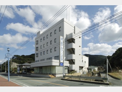 ホテルマリンピア　外観2