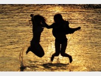 �C������