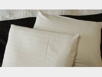 低反発枕と羽毛枕