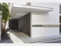 �z�e�������