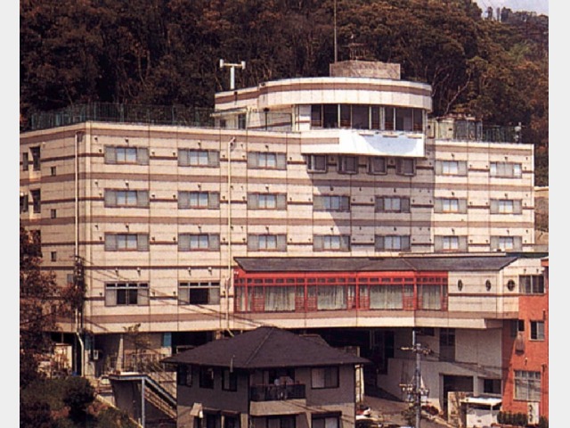 長崎ブルースカイホテル