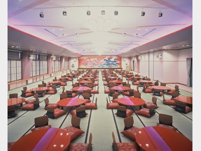 宴会場「鶴亀」和式・円卓