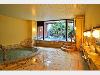 露天風呂　花の癒～はなのゆ～ガーデン風呂