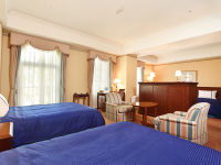 �f���b�N�X�t�@�~���[���[��