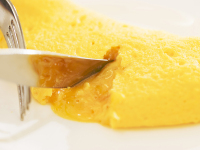 �y���H�z���C�u�L�b�`���ŏo�����Ă�H�ׂ���ӂ�ӂ�I�����c