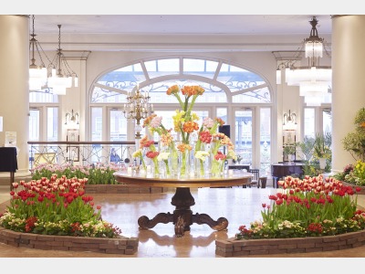 ロビー（チューリップ）