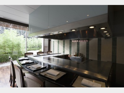 鉄板焼「戎座」