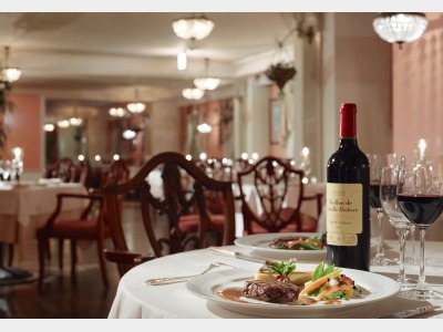 フレンチレストラン「デ・アドミラル」