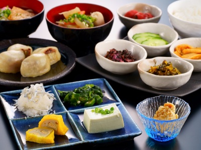 ＜朝食＞地産地消をコンセプトに熊本の郷土料理もご準備しております。