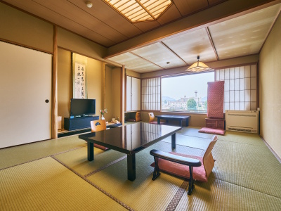 鹿門亭のお部屋（町側）