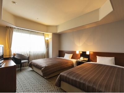 ＜ツインルーム　Ａ→阿蘇側.Ｂ→熊本城側＞２１.６㎡　／ベッド幅１１０cm