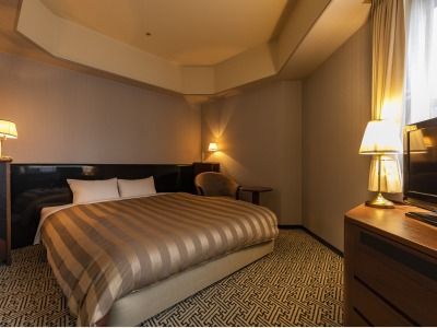 ＜ダブルルーム＞２３.９㎡　／ベッド幅１６０cm