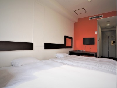 ファミリーツイン