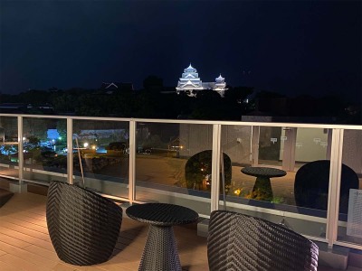 屋上城見テラスからの熊本城夜景