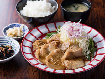 日替わり夕定食＜しょうが焼き＞