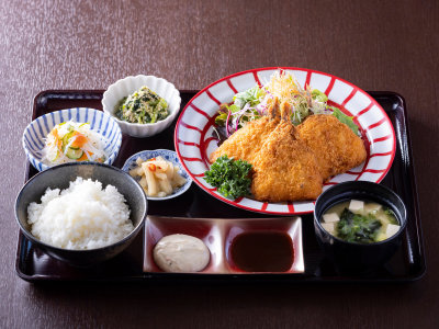 日替わり夕定食＜アジフライ＞