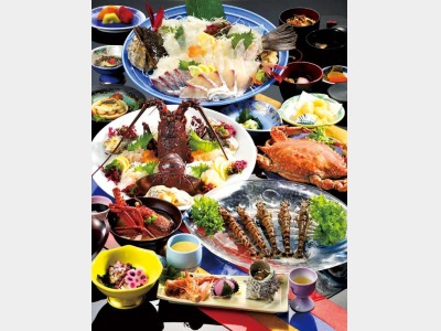 夕食イメージ（和食会席／お刺身は5人前）