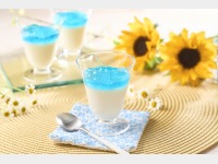 【7/1-8/31】25夏シース?ンメニュー_3種のハ?ンナコッタ青空シ?ュレ