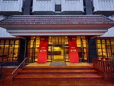 エントランス正面