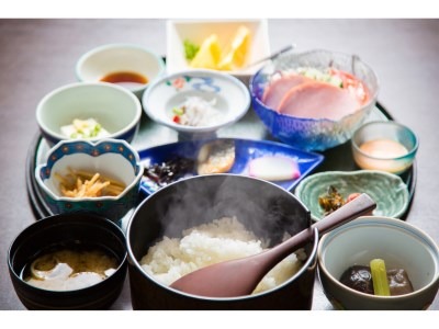 朝食（イメージ）