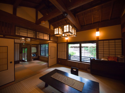 【椛の間】：和室