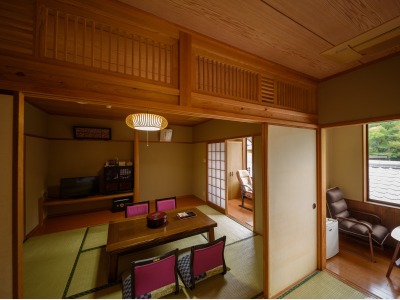 2階和室『豊雲』  和室１２畳、由布岳の見えるお部屋です。（お風呂なし）
