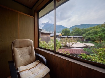 2階和室『夢久』  和室１２畳、由布岳の見えるお部屋です。（お風呂なし）
