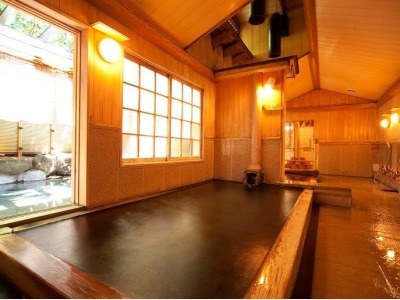 大浴場　金鱗の湯