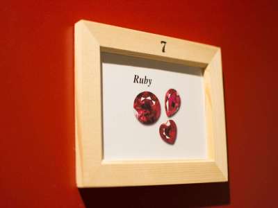 お部屋扉（ルビー）