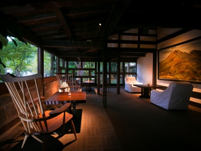 【館内施設】ラウンジ