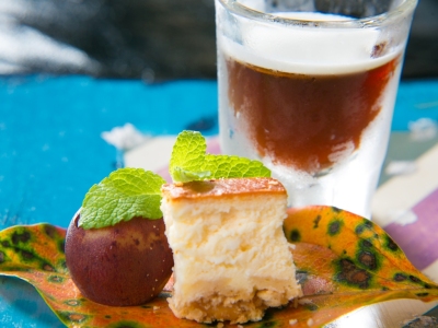 お食事一例＜自家製季節のデザート＞